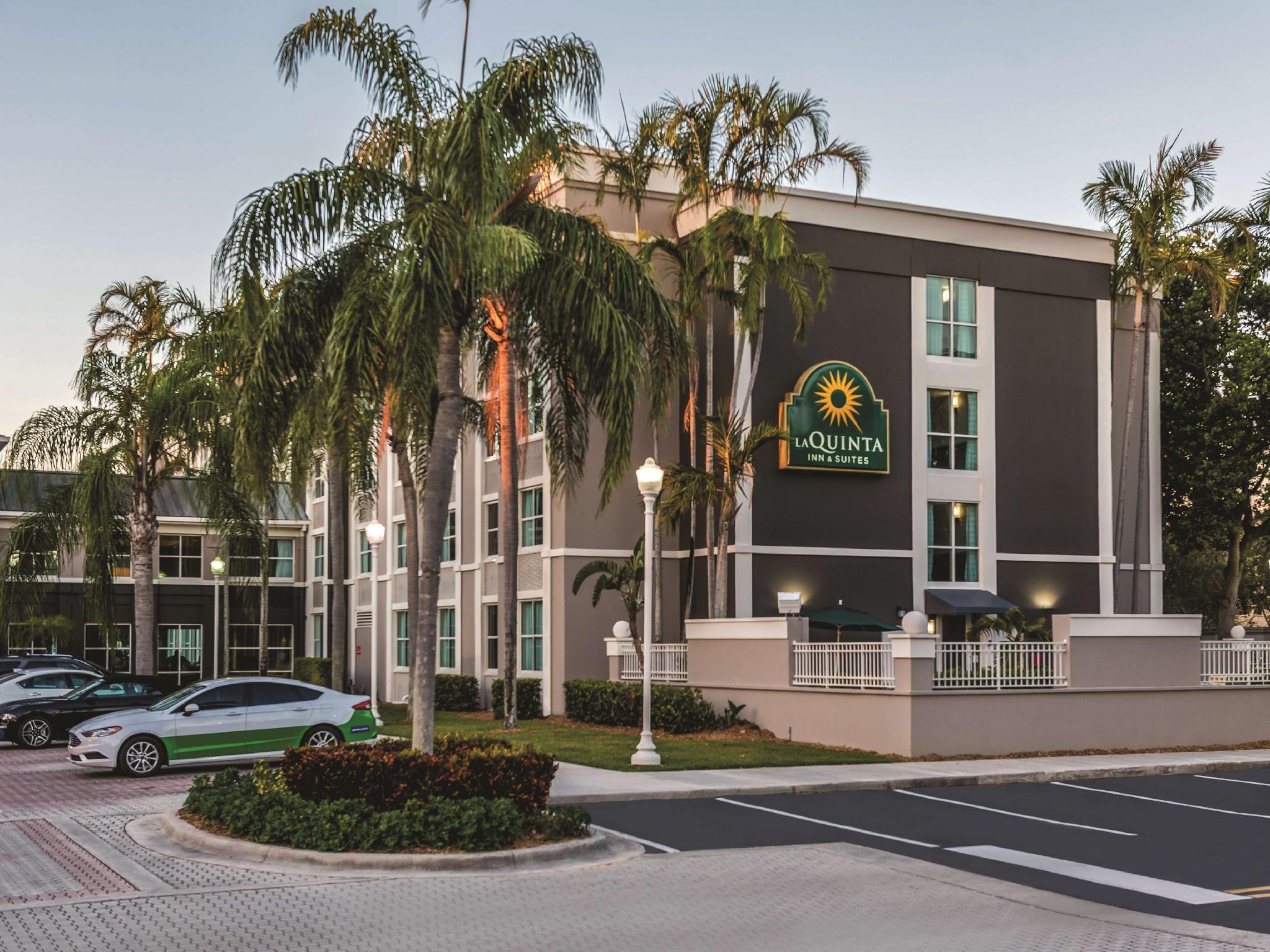 La Quinta By Wyndham Plantation At Sw 6Th St Hotel Exterior foto
