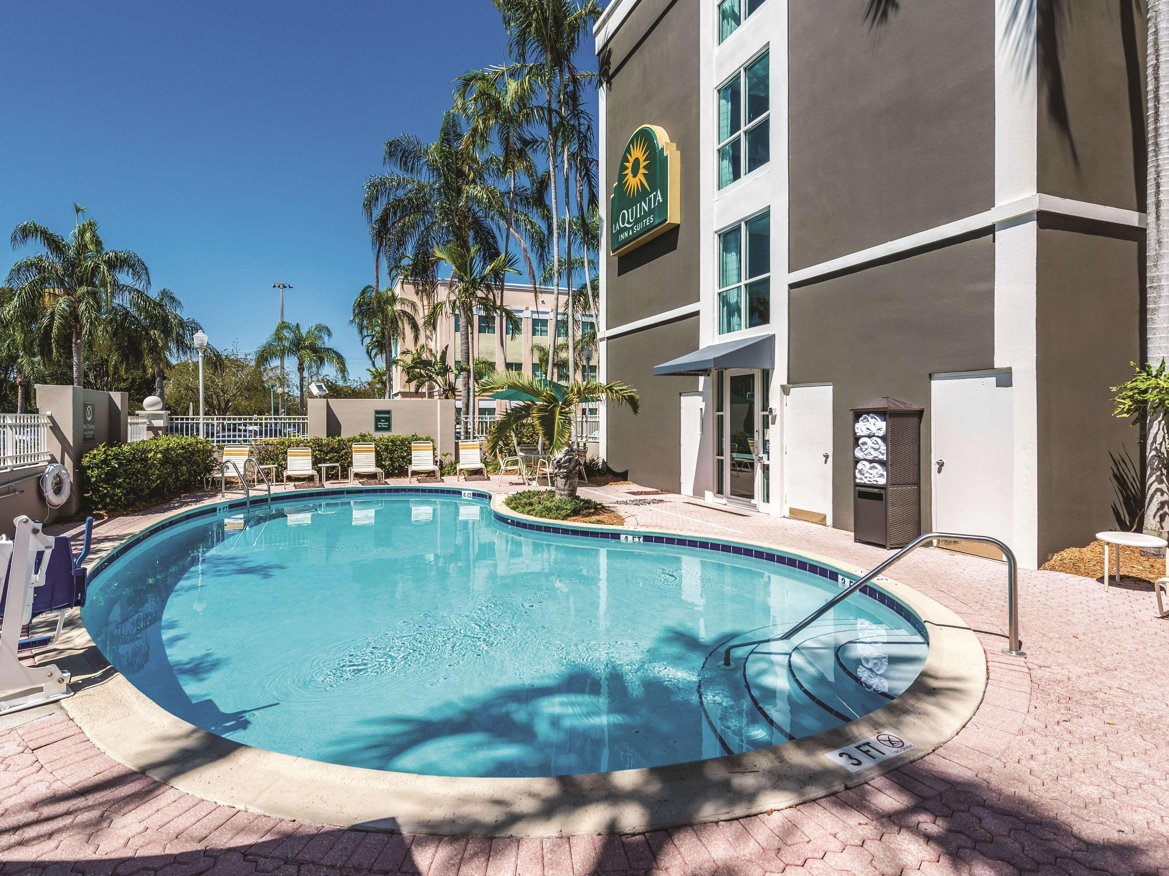La Quinta By Wyndham Plantation At Sw 6Th St Hotel Exterior foto